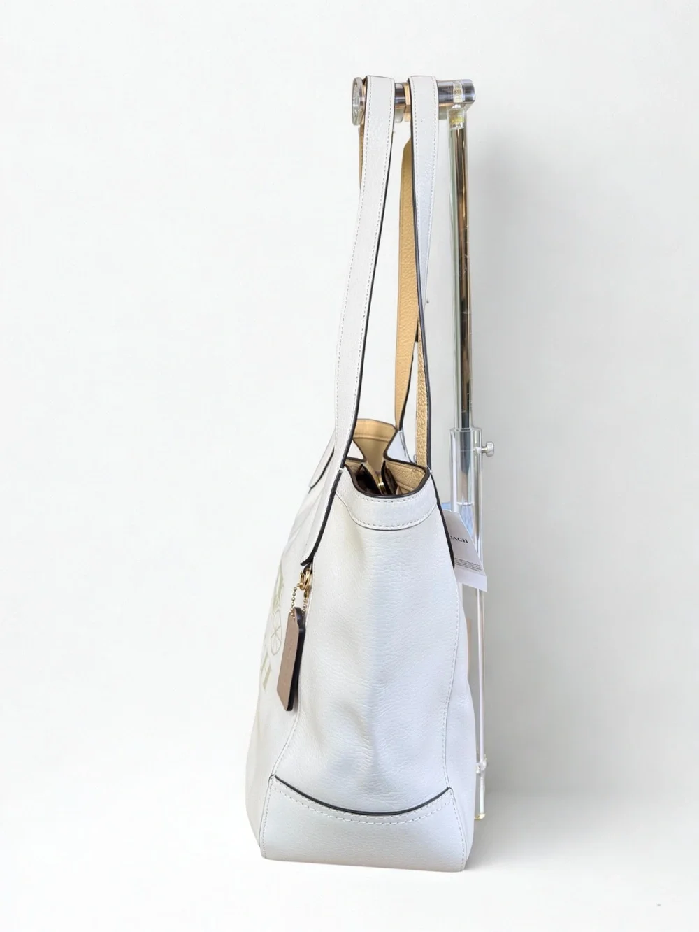 NWT Coach Embossed Horse & Carriage Leather Tote in Chalk/Vanilla Cream